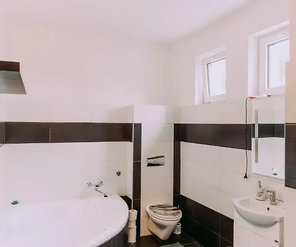 Fenyvesi Balatonfenyves